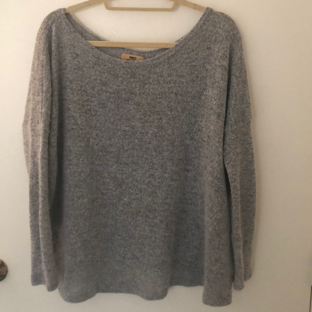 Light grey knit sweater